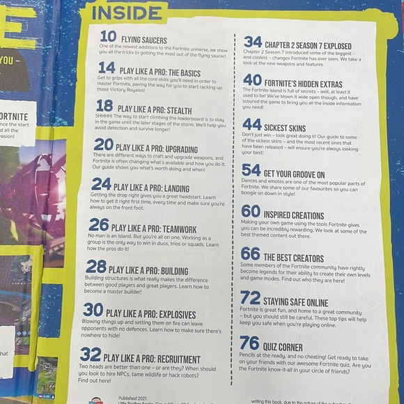 Fortnite Ultimate Guide Book - Picture 5 of 9